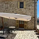 La Pietra Dorata